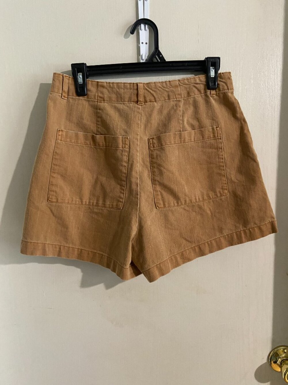 Size 8 Tan Universal Thread High Waist Shorts - Picture 2 of 2